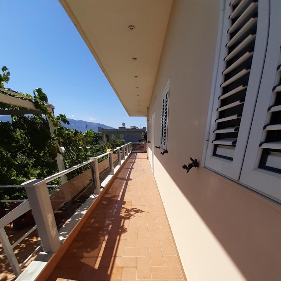 Collaku apartment's Vlorë Esterno foto