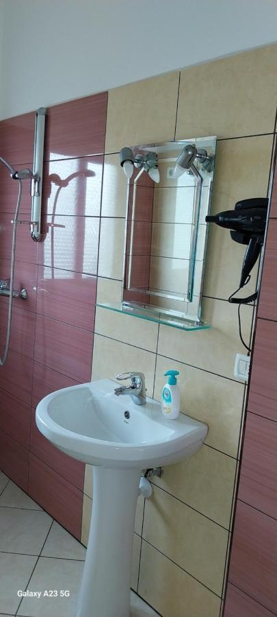 Collaku apartment's Vlorë Esterno foto