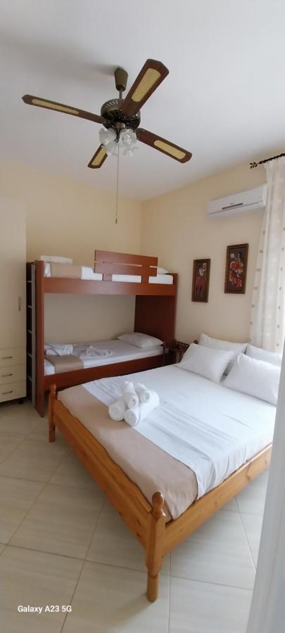 Collaku apartment's Vlorë Esterno foto