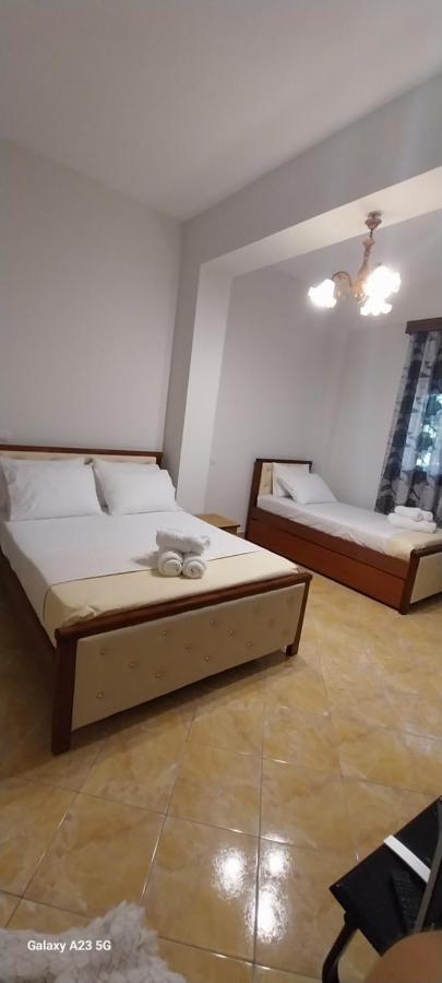 Collaku apartment's Vlorë Esterno foto